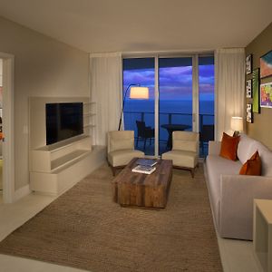 One-Bedroom King Suite